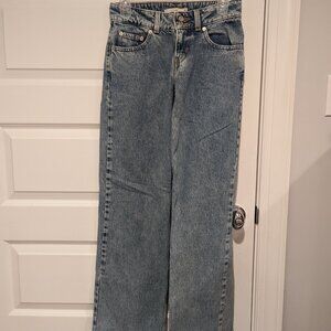 Levi's superlow light blue jeans in size 25